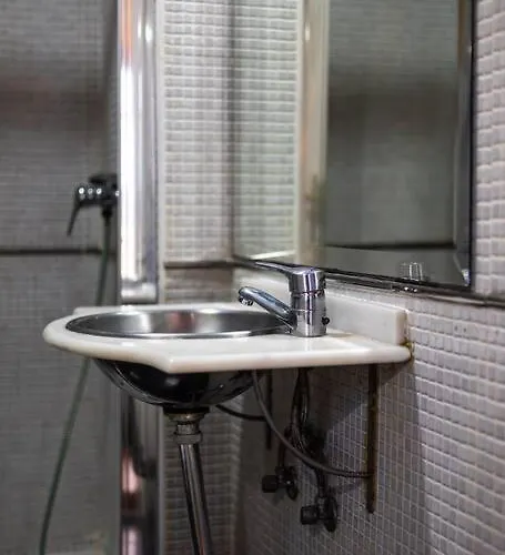 Shiny Alamos Super Family Apartment